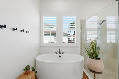 Experience elevated coastal luxury in this impeccably designed - photo 30