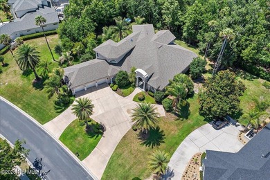 Value! Situated on a large estate lot in sought-after Plantation - photo 4