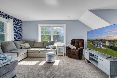 Beautiful, Recently Built 3 Bedroom, 2.5 Bath Home in Prime - photo 37