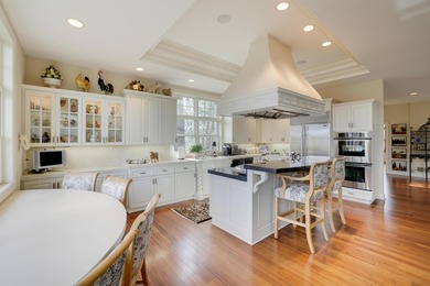 Magnificent walkout Robert Mason built home, private culdesac - photo 7