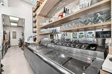 124 NE 5th Ave offers a rare opportunity to acquire a - photo 39