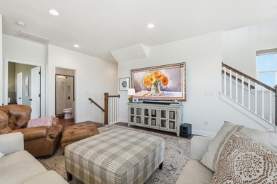 Experience elevated coastal luxury in this impeccably designed - photo 46