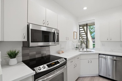 Ground-level condominium in the Shorebird community of Redwood - photo 6