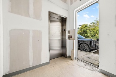 124 NE 5th Ave offers a rare opportunity to acquire a - photo 55