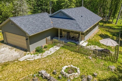 Lake Michigan - Door County Home Active Under Contract in Sturgeon Bay Wisconsin