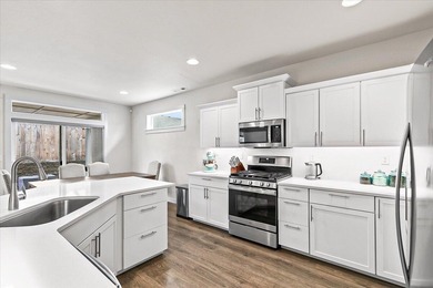 A better than new Hayden home born of dreams -- the original