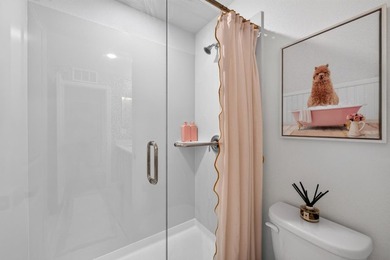 Welcome to this gorgeous 4BR, 3BA condo offering 2,500 sqft of - photo 19