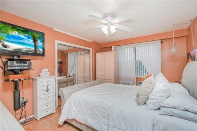 This well-maintained 1,000 sqft apartment is an excellent