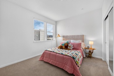 Welcome to this gorgeous 4BR, 3BA condo offering 2,500 sqft of - photo 33