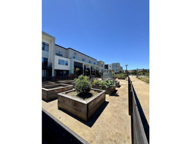 Welcome to this gorgeous 4BR, 3BA condo offering 2,500 sqft of - photo 45