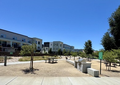 Welcome to this gorgeous 4BR, 3BA condo offering 2,500 sqft of - photo 46