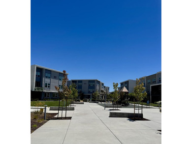 Welcome to this gorgeous 4BR, 3BA condo offering 2,500 sqft of - photo 50