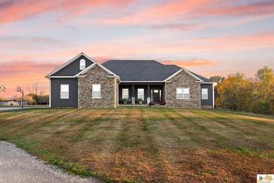 Barren River Lake Home For Sale in Glasgow Kentucky