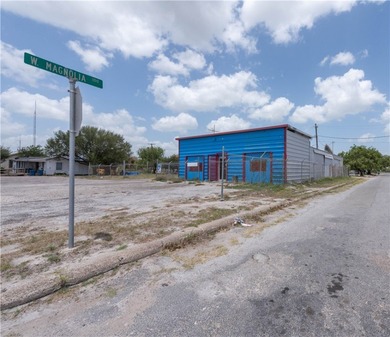 Discover an incredible opportunity to purchase this building in - photo 3