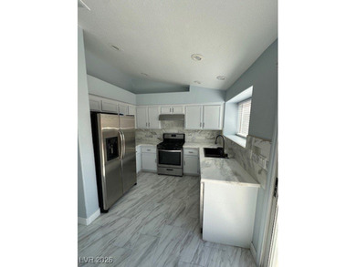 3 bedrooms , move -in ready , one story home