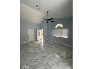 3 bedrooms , move -in ready , one story home