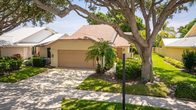 About a half mile to Jupiter's beautiful beach via sidewalks - photo 1