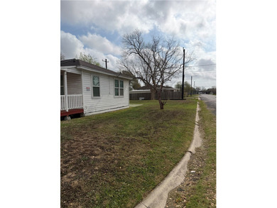Investor Opportunity in Cuiper Subdivision with a Spacious - photo 12