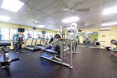 Enjoy easy Florida living in this bright and spacious 2-bedroom - photo 22