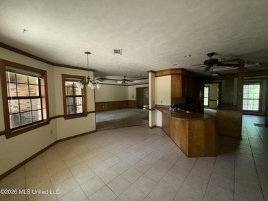 NEW LISTING IN FLORENCE with over 3300 square feet! Discover - photo 7