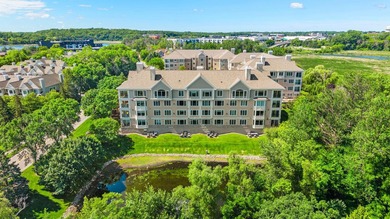Welcome to Bayhill Condominiums, where comfort, convenience, and - photo 39