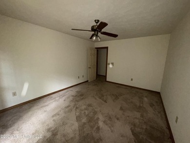 NEW LISTING IN FLORENCE with over 3300 square feet! Discover - photo 10