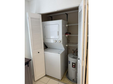 Spacious 1-bedroom, 2-bath residence featuring a massive floor - photo 6