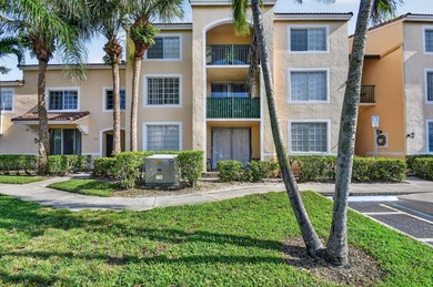Welcome to this well-appointed two-bedroom, two-bathroom - photo 2