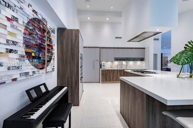 Gorgeous Pine Bay Estates North sophistication and style galore- - photo 14