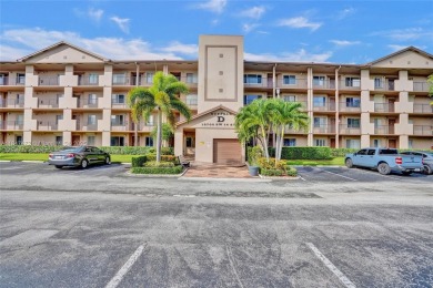 Lake Condo For Sale in Pembroke Pines, Florida