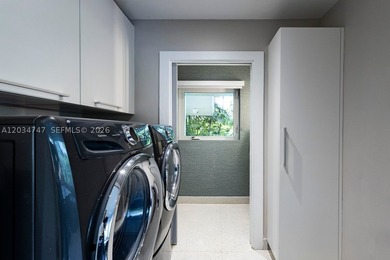 Gorgeous Pine Bay Estates North sophistication and style galore- - photo 23