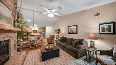Top floor, vaulted ceilings, fully updated, furnished and - photo 24