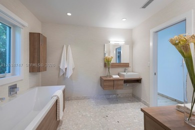 Gorgeous Pine Bay Estates North sophistication and style galore- - photo 38