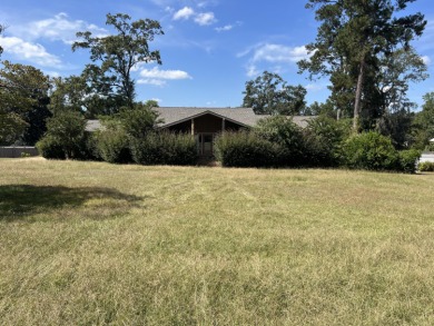 Waynesboro Pond Home Sale Pending in Waynesboro Georgia