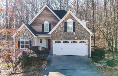 Lake Home Sale Pending in Villa Rica, Georgia