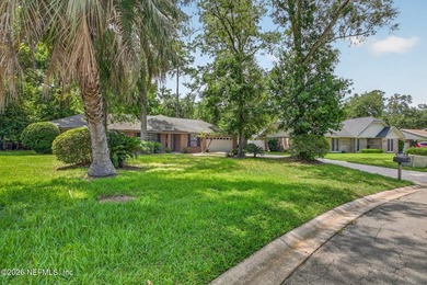 Secret Cove is a well-established community in the heart of - photo 3