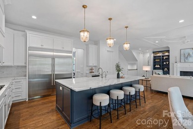 Welcome to your private lakeside retreat in The Point, situated - photo 7