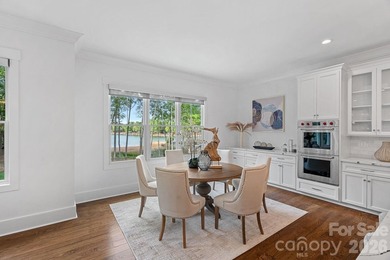 Welcome to your private lakeside retreat in The Point, situated - photo 9