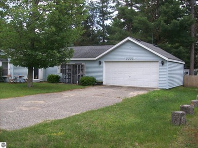 Charming 2 bedroom, 1 bath home in the heart of all that St - photo 5
