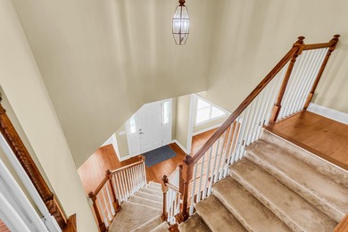 Welcome Home to 319 Lindrick Court! A Stunning Colonial-Style - photo 39