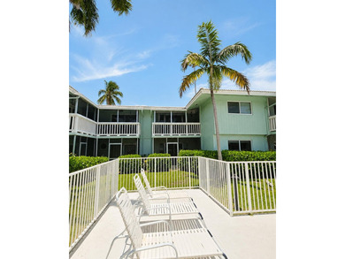Discover the perfect coastal retreat in the desirable River - photo 2
