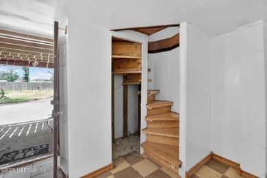 This affordable 3-bedroom, 2-bath home in Jacksonville's Cross - photo 8