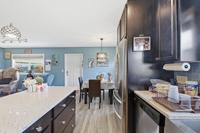 Absolutely stunning, fully updated ground-floor corner villa - photo 10