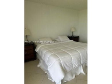 BEAUTIFULLY REMODELED 2 BEDROOM, 2 BATHROOM UNIT IN DESIRABLE