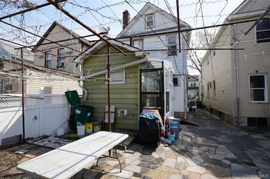 Two-family house located in Flushing, well-maintained, features - photo 23