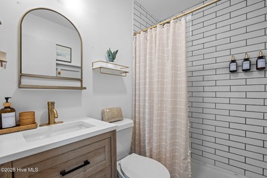The Harris Group is excited to present this fully remodeled and - photo 31