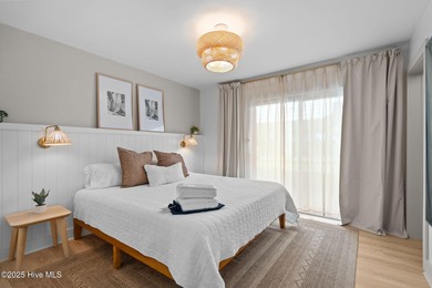 The Harris Group is excited to present this fully remodeled and - photo 42