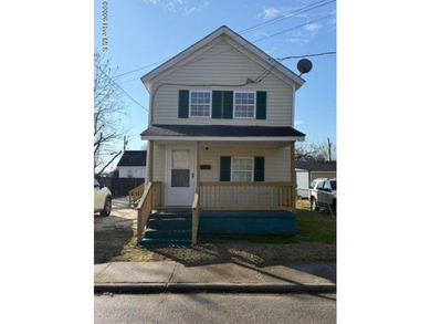 Pasquotank River Home For Sale in Elizabeth City North Carolina