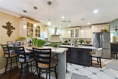 Charming original cottage updated with seamless additions - photo 6