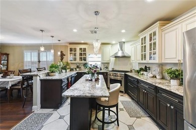 Charming original cottage updated with seamless additions - photo 7